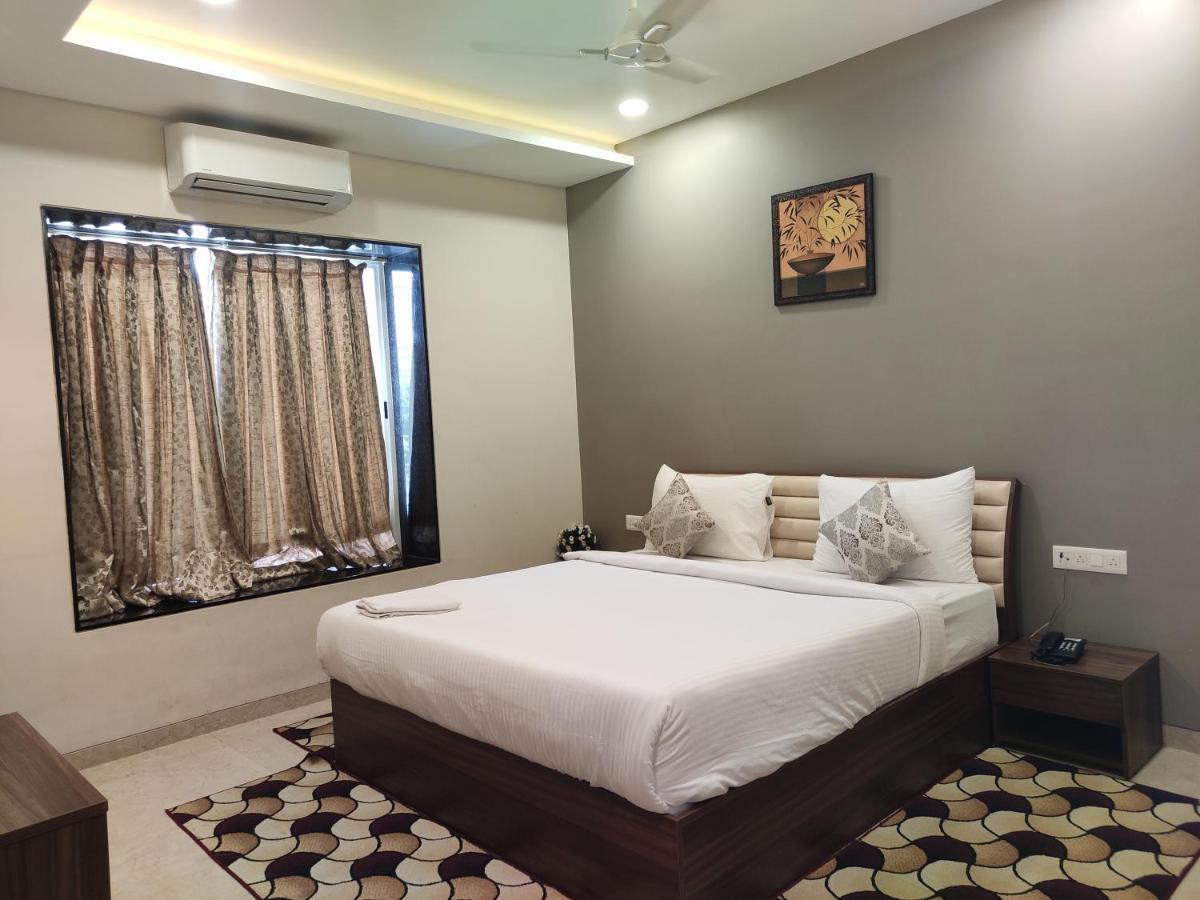 Visawa Palace Nanded Ngoại thất bức ảnh